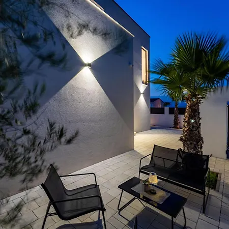 Villa Ap With Pool Zadar Nin