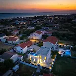 Ap With Pool Zadar Nin Vrsi