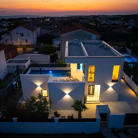 Villa Haus Maki Pool *