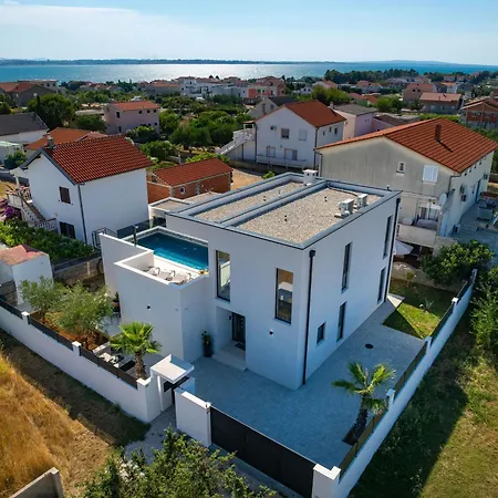 Haus Maki Pool Villa