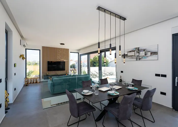 Villa Ap With Pool Zadar Nin