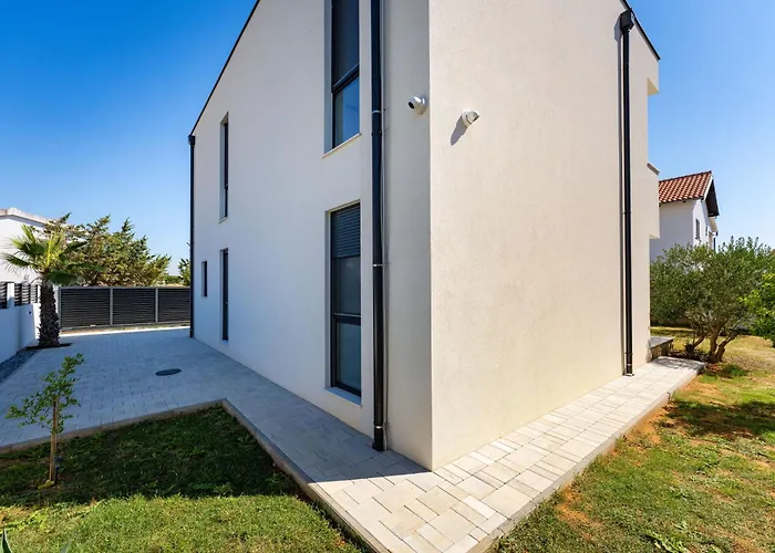 Villa Ap With Pool Zadar Nin